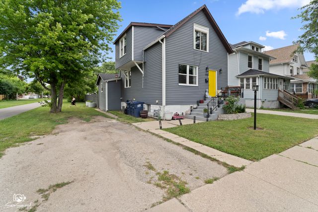 1318 S 6th Avenue, Maywood, IL 60153