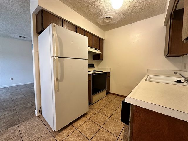 1205 Sunset Drive, Rogers, AR 72756