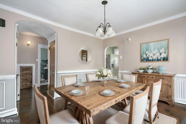 57 RIDGEWAY AVE, Oaklyn, NJ 08107