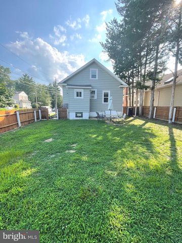 57 RIDGEWAY AVE, Oaklyn, NJ 08107