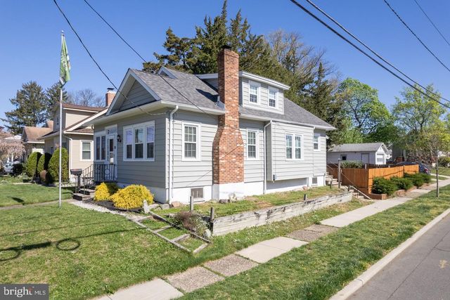 57 RIDGEWAY AVE, Oaklyn, NJ 08107
