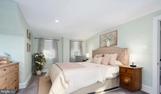 57 RIDGEWAY AVE, Oaklyn, NJ 08107