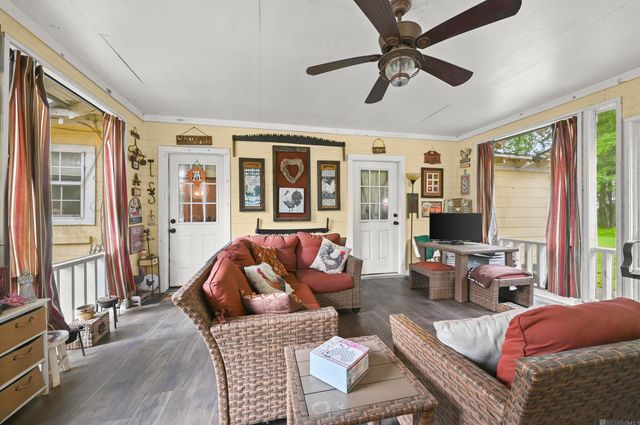 33481 Weiss Rd, Walker, LA 70785