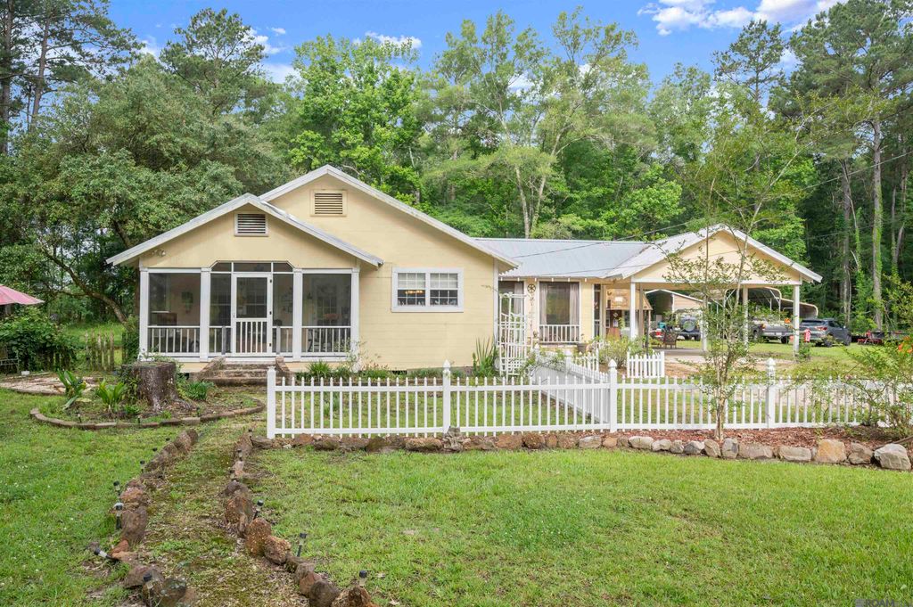 33481 Weiss Rd, Walker, LA 70785