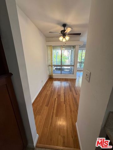 5600 Kensington Way 210, Culver City, CA 90230