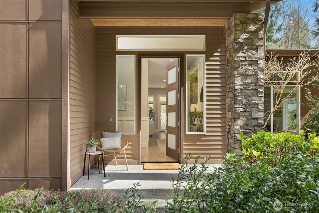 14682 Komedal Road NE, Bainbridge Island, WA 98110