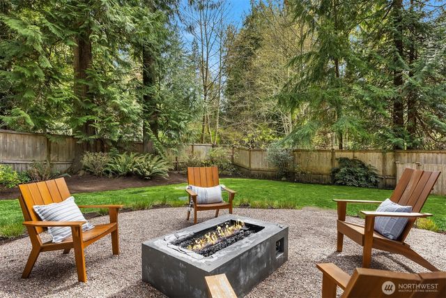 14682 Komedal Road NE, Bainbridge Island, WA 98110