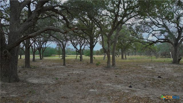 000 Garcitas Creek Ranch Road, Inez, TX 77968