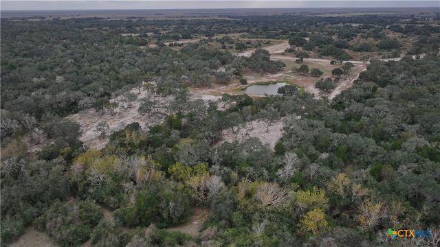 000 Garcitas Creek Ranch Road, Inez, TX 77968