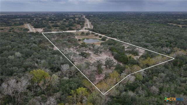 000 Garcitas Creek Ranch Road, Inez, TX 77968