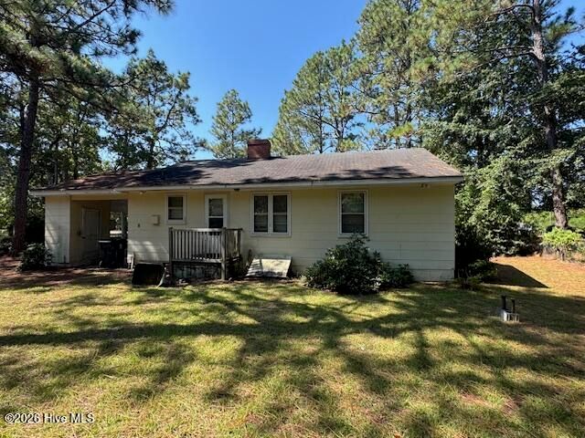 1657 W New York Avenue, Southern Pines, NC 28387