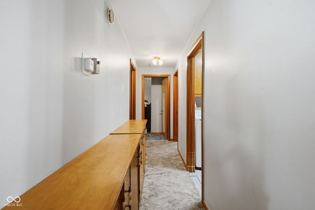 619 Falcon Drive, Columbus, IN 47201