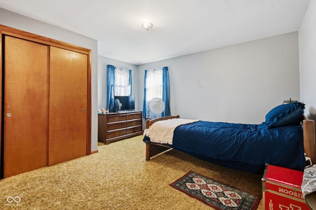 619 Falcon Drive, Columbus, IN 47201