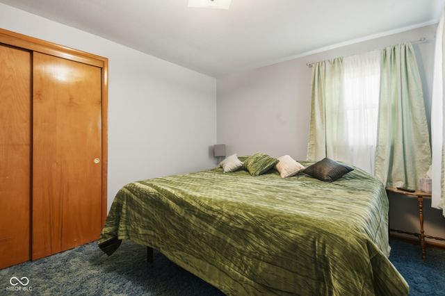 619 Falcon Drive, Columbus, IN 47201