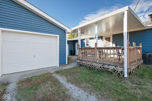 619 Falcon Drive, Columbus, IN 47201