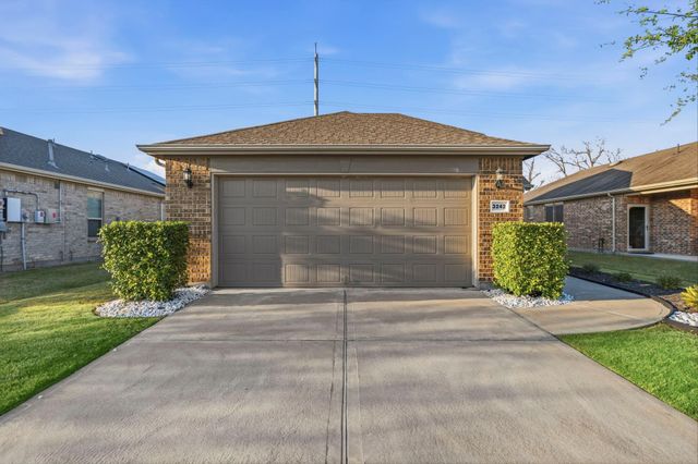 3242 Golden Eagle Way, Richmond, TX 77469