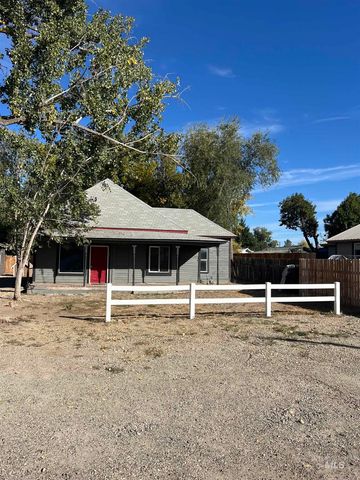 861 8th Avenue North, Payette, ID 83661 property photo