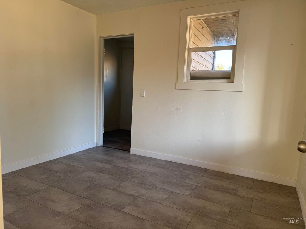 861 8th Avenue North, Payette, ID 83661 photo 5