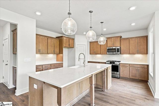 130 Mossend Street, Woodruff, SC 29388