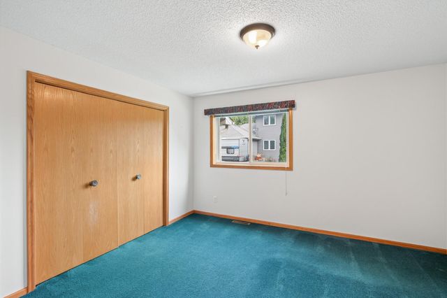 3719 Reed Road, Saint Bonifacius, MN 55375