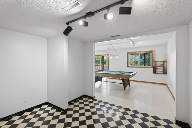 3719 Reed Road, Saint Bonifacius, MN 55375