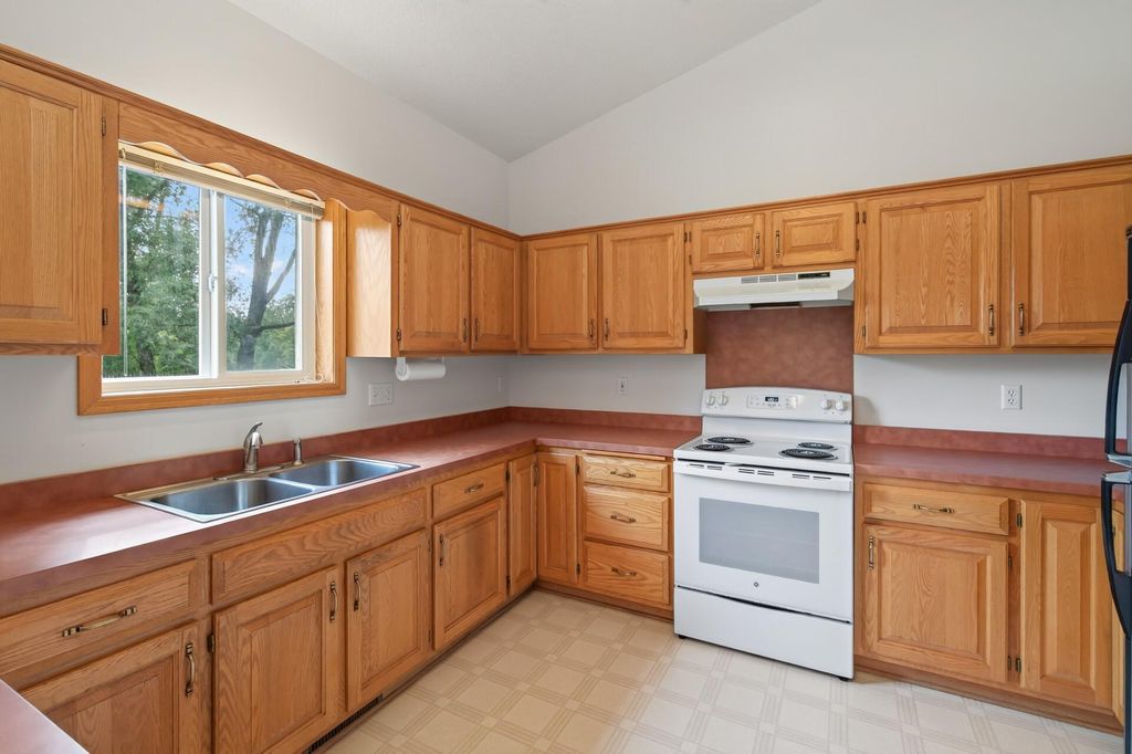 3719 Reed Road, Saint Bonifacius, MN 55375 — photo 4