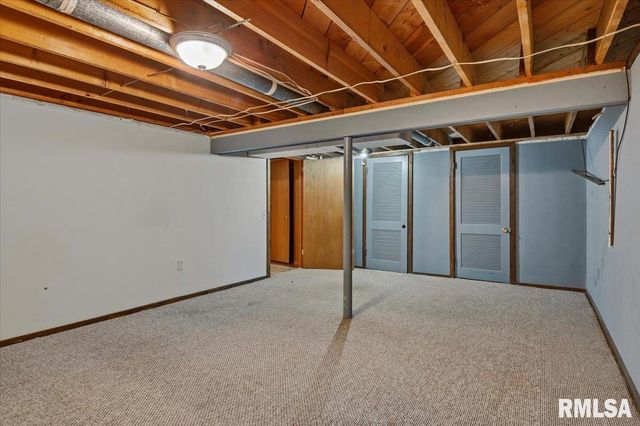 29 LONGBOW Lane, Springfield, IL 62704