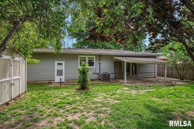 29 LONGBOW Lane, Springfield, IL 62704