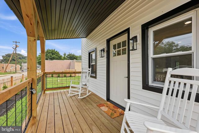 11 CHERRY ST, Pedricktown, NJ 08067