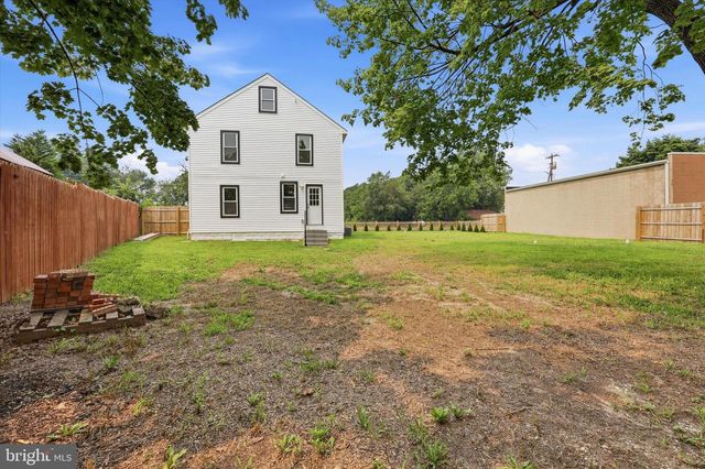 11 CHERRY ST, Pedricktown, NJ 08067