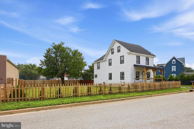 11 CHERRY ST, Pedricktown, NJ 08067