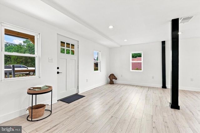 11 CHERRY ST, Pedricktown, NJ 08067