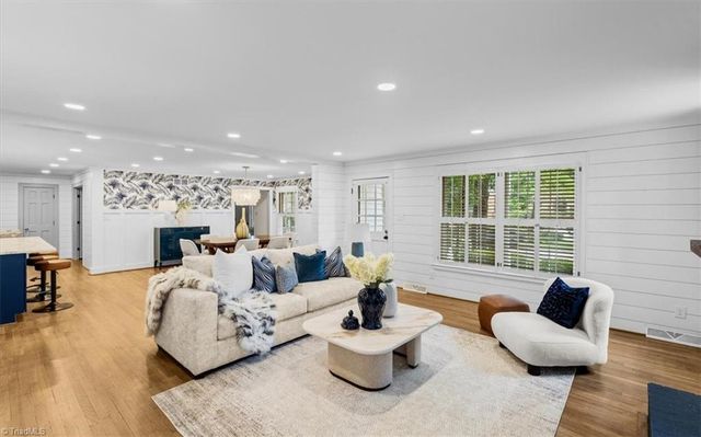 903 Fairgreen Road, Greensboro, NC 27410