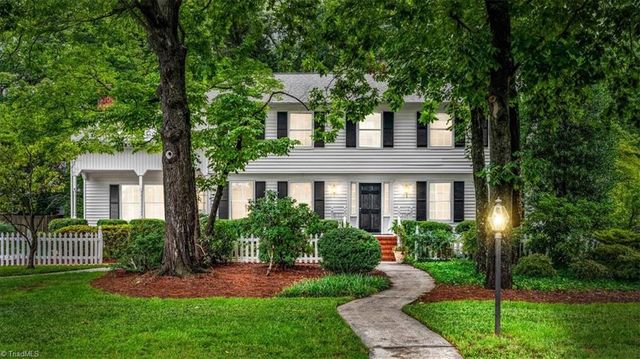 903 Fairgreen Road, Greensboro, NC 27410