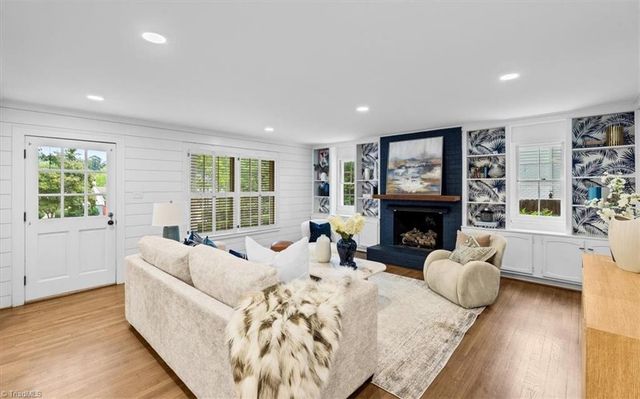 903 Fairgreen Road, Greensboro, NC 27410