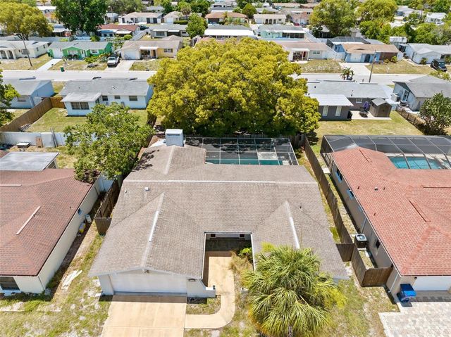 9131 HUNT CLUB LANE, Port Richey, FL 34668