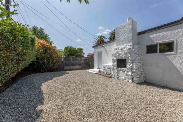 1342 W Magnolia Street, Compton, CA 90220