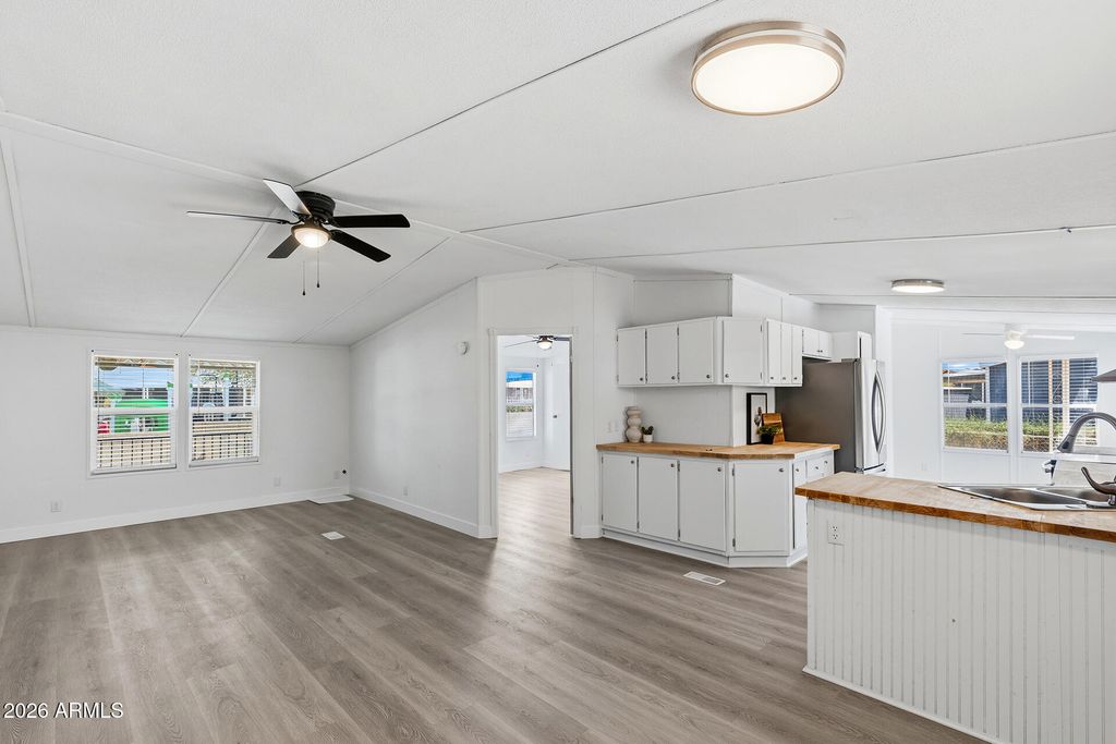2200 N DELAWARE Drive 66, Apache Junction, AZ 85120 — photo 2