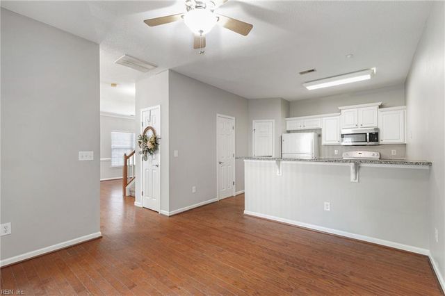 2406 Montgomerie ARCH, Williamsburg, VA 23188