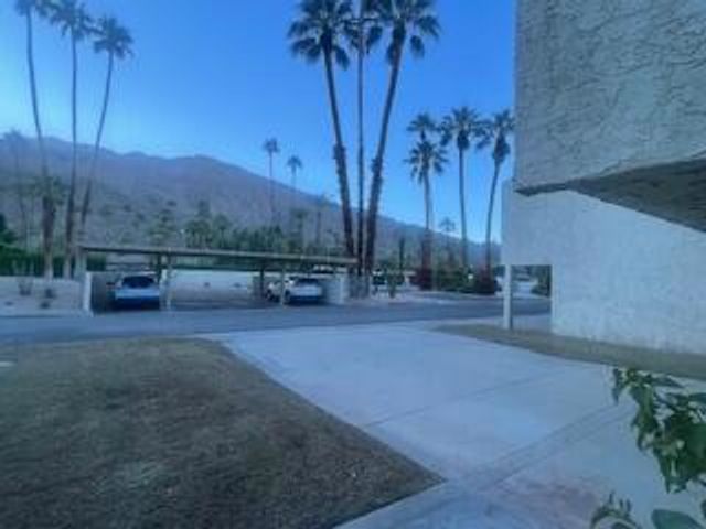 1470 S Camino Real, Palm Springs, CA 92264