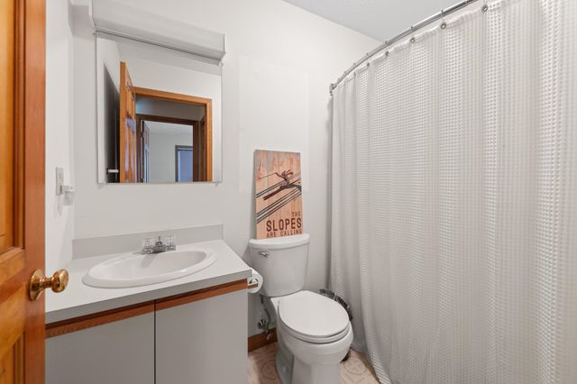 15 Tennis Lane B11, Thornton, NH 03285