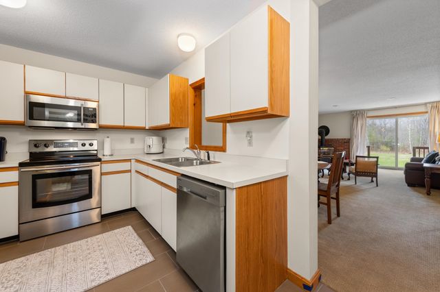15 Tennis Lane B11, Thornton, NH 03285