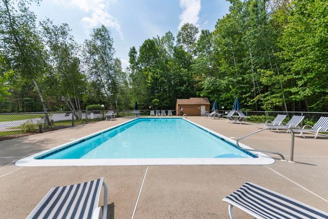 15 Tennis Lane B11, Thornton, NH 03285