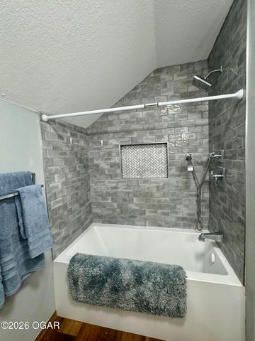 4410 Belmont Drive, Joplin, MO 64804