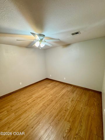 4410 Belmont Drive, Joplin, MO 64804