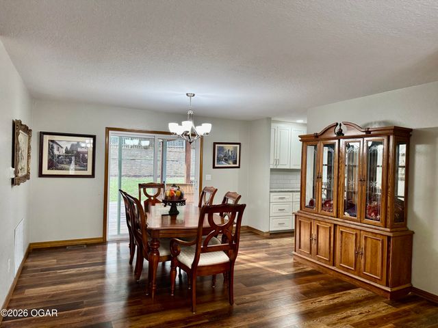 4410 Belmont Drive, Joplin, MO 64804