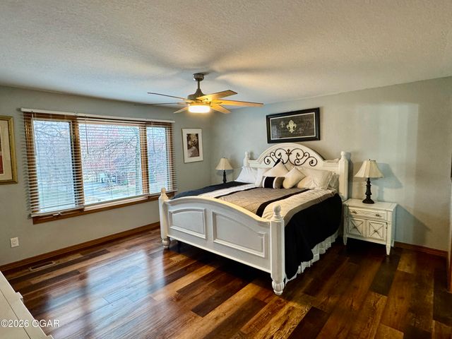 4410 Belmont Drive, Joplin, MO 64804