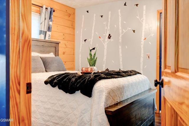 1001 Sunrise Boulevard, Sevierville, TN 37862