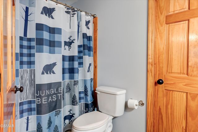 1001 Sunrise Boulevard, Sevierville, TN 37862