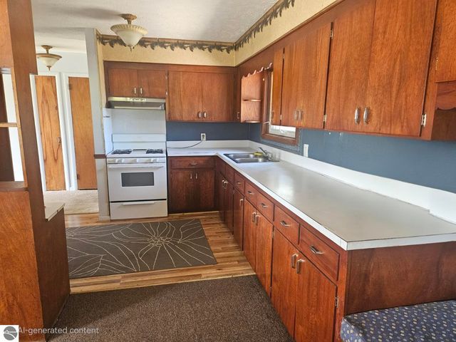 5640 W Houghton Lake Road, Lake City, MI 49651